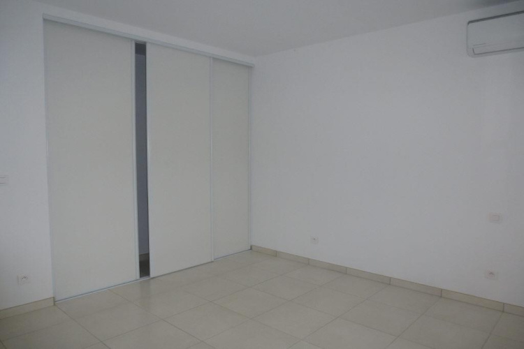 biens/1/7fd804295ef7f6a2822bf4c61f9dc4a8/bc344c4c8eea8d7a9f27d93c9bebac0f.jpg