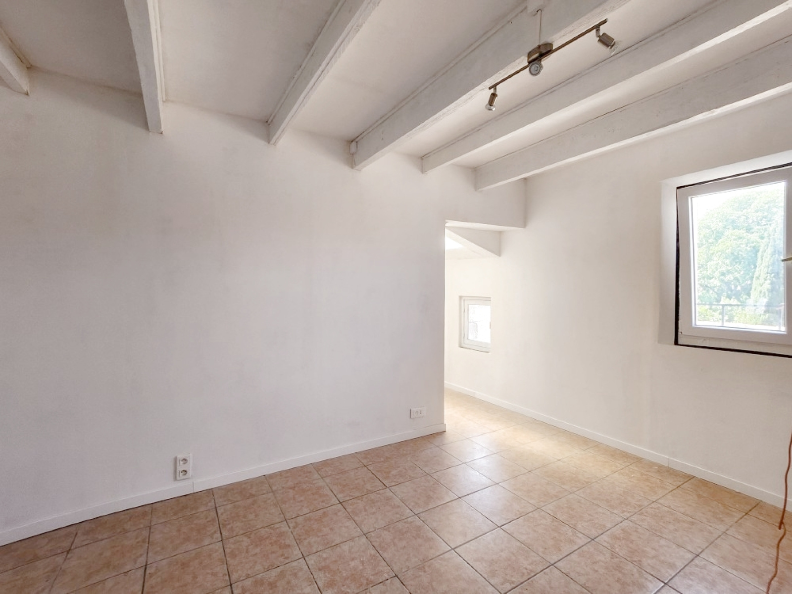 Image_, Duplex, Pézenas, ref :616
