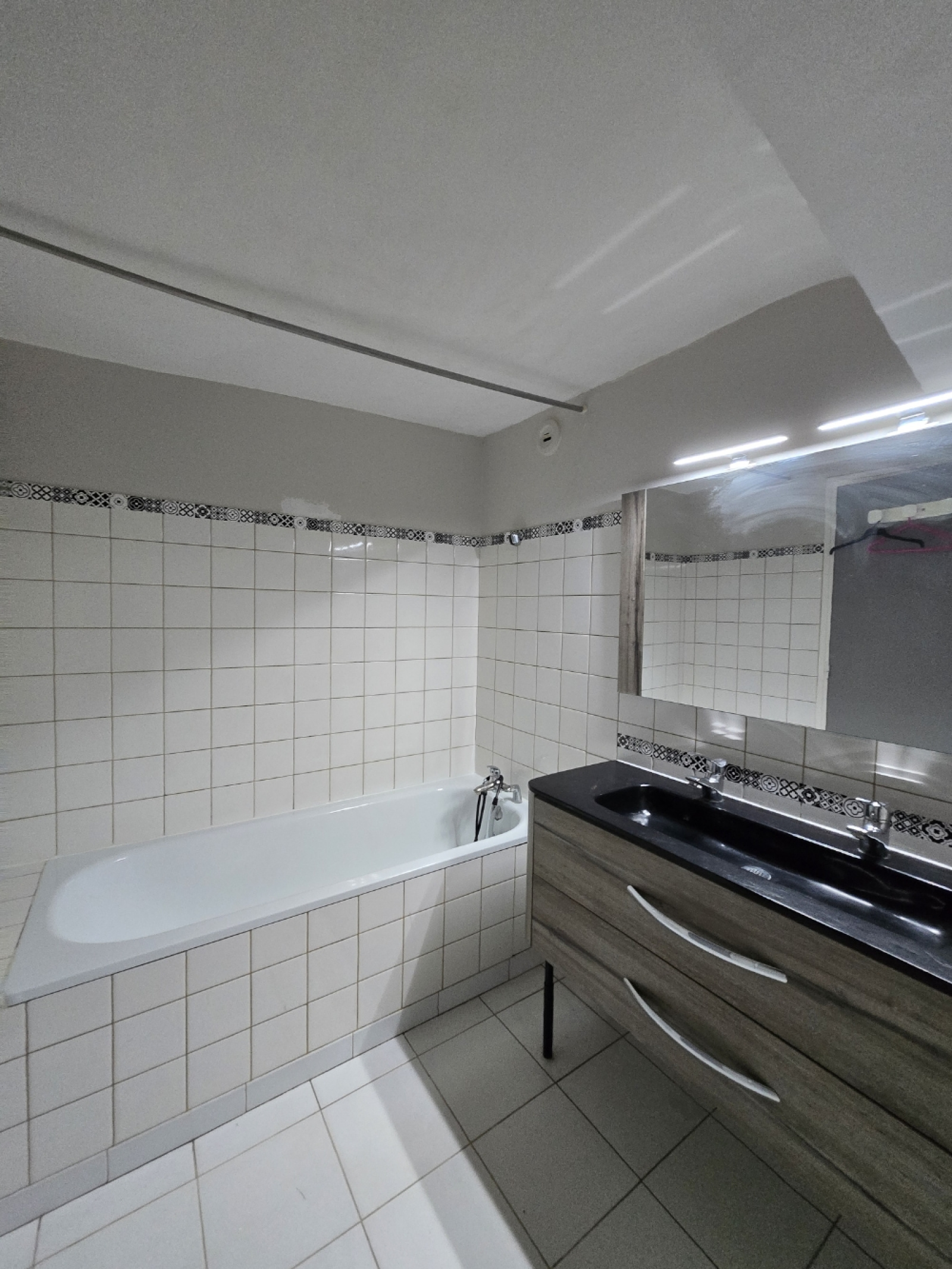 Image_, Duplex, Pézenas, ref :512