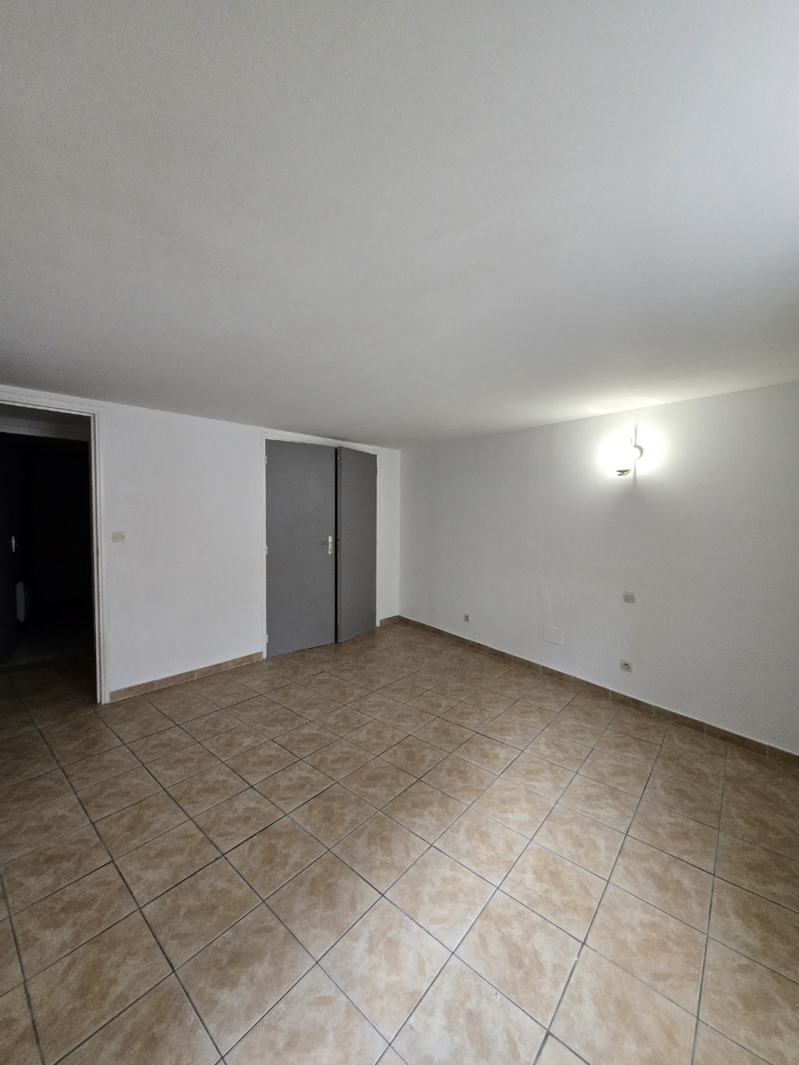 Image_, Duplex, Pézenas, ref :512