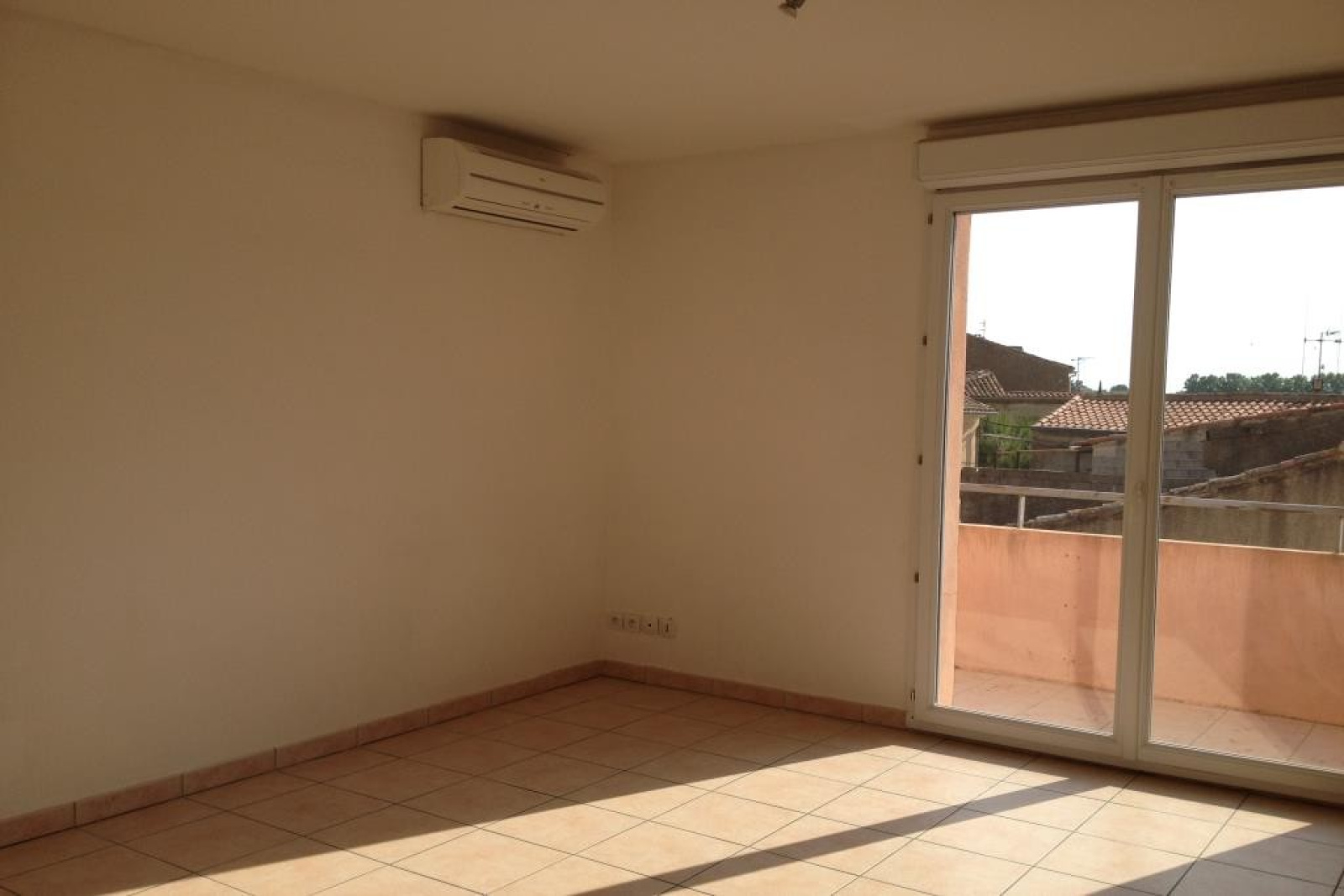 Image_, Appartement, Servian, ref :973la